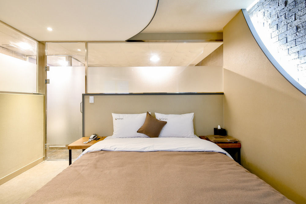 Hotel Ignis Oncheonjang ปูซาน ภายนอก รูปภาพ