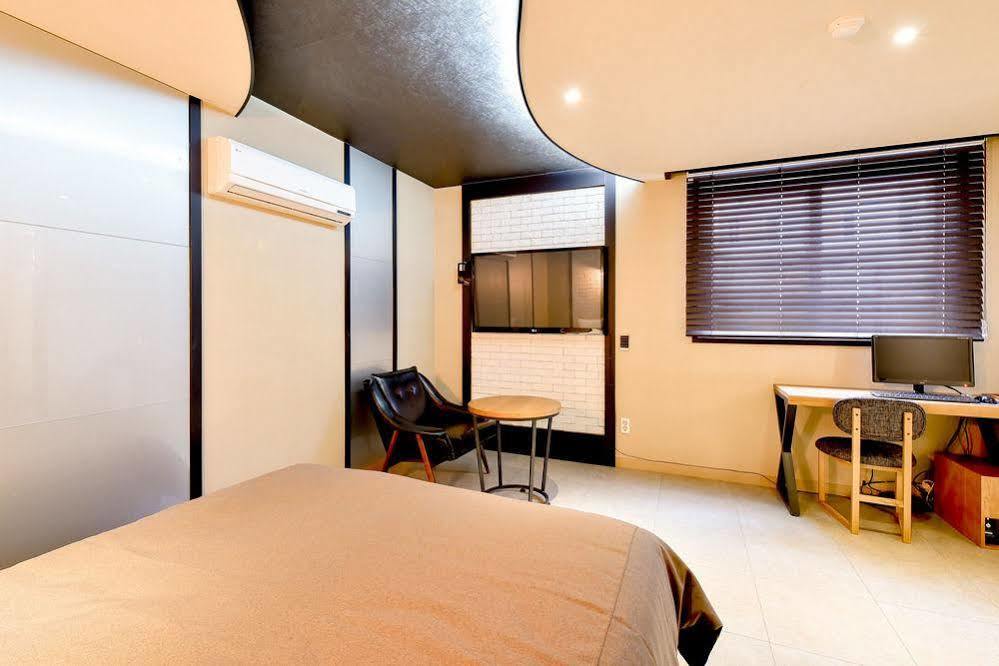 Hotel Ignis Oncheonjang ปูซาน ภายนอก รูปภาพ